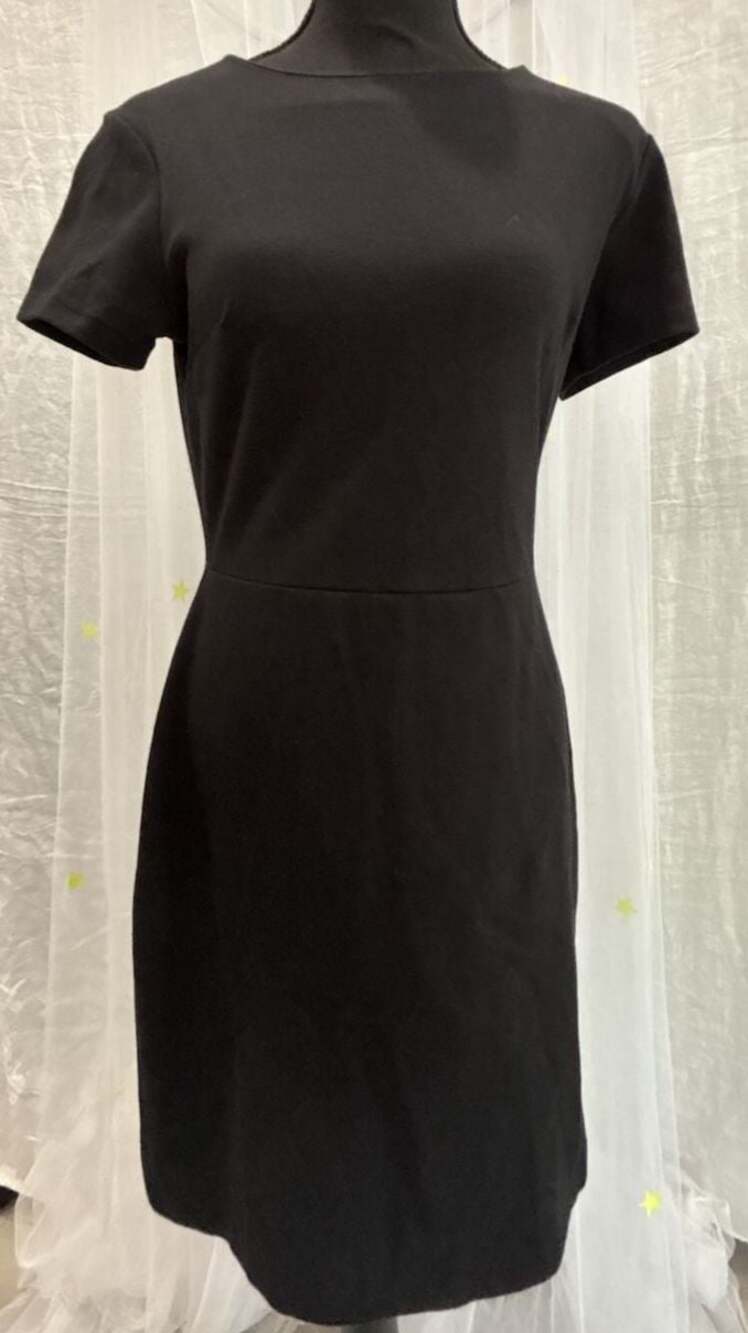 Old Navy Black Ponte-Knit Short Sleeve Sheath Dress